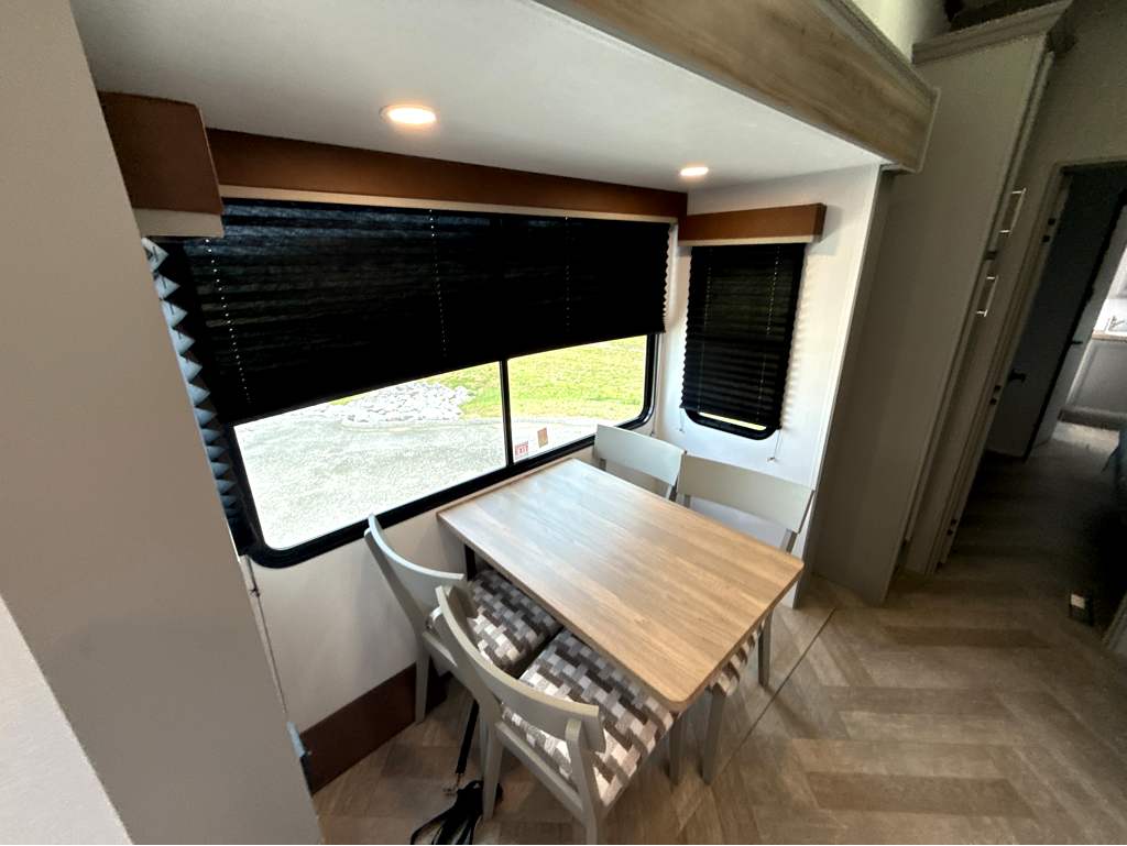 2026 Keystone SPRINTER 3800FLB - Image 11