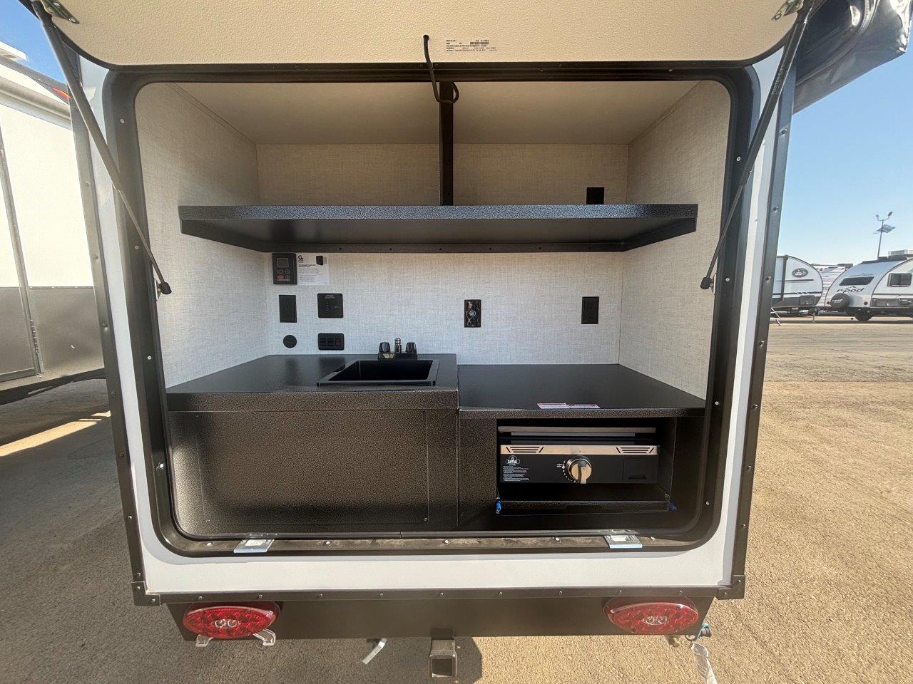 2026 Ember RV E-Series 12RK - Image 7