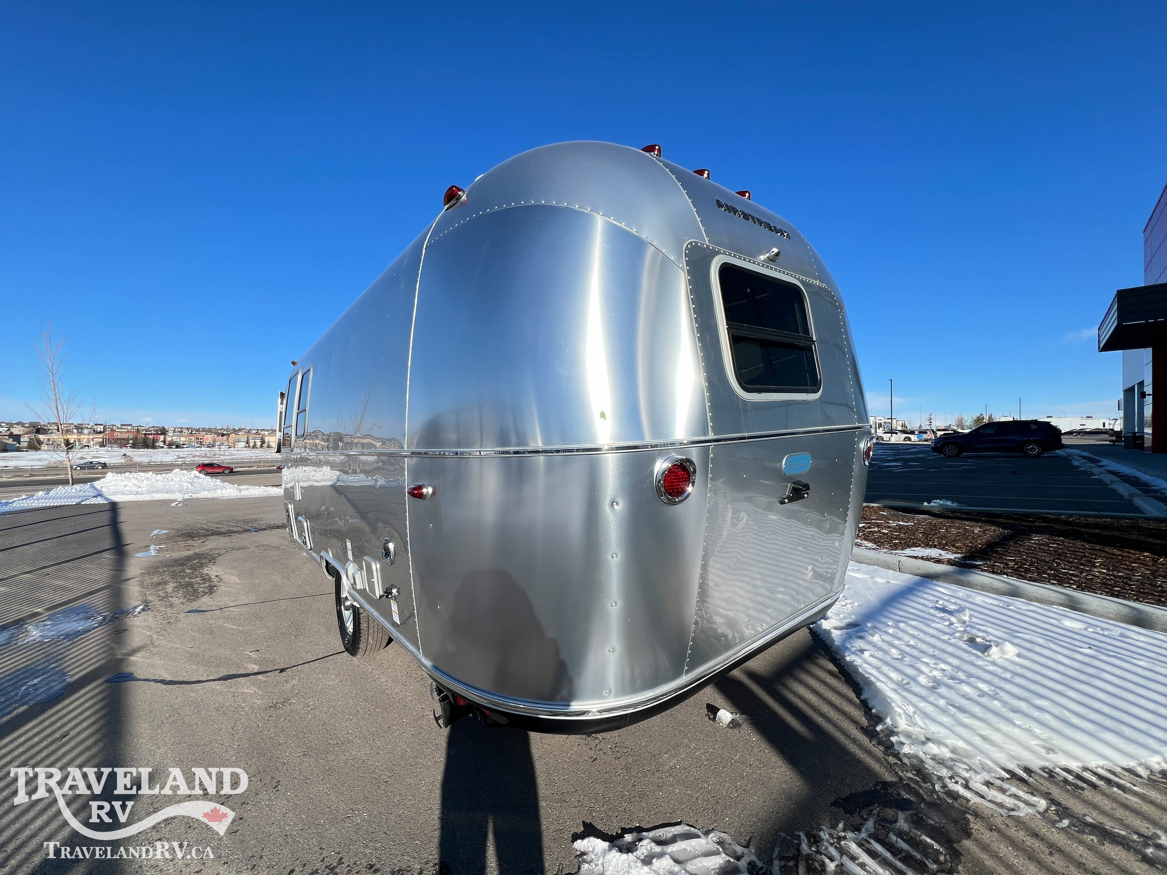 2026 Airstream Bambi 22FB - Image 7