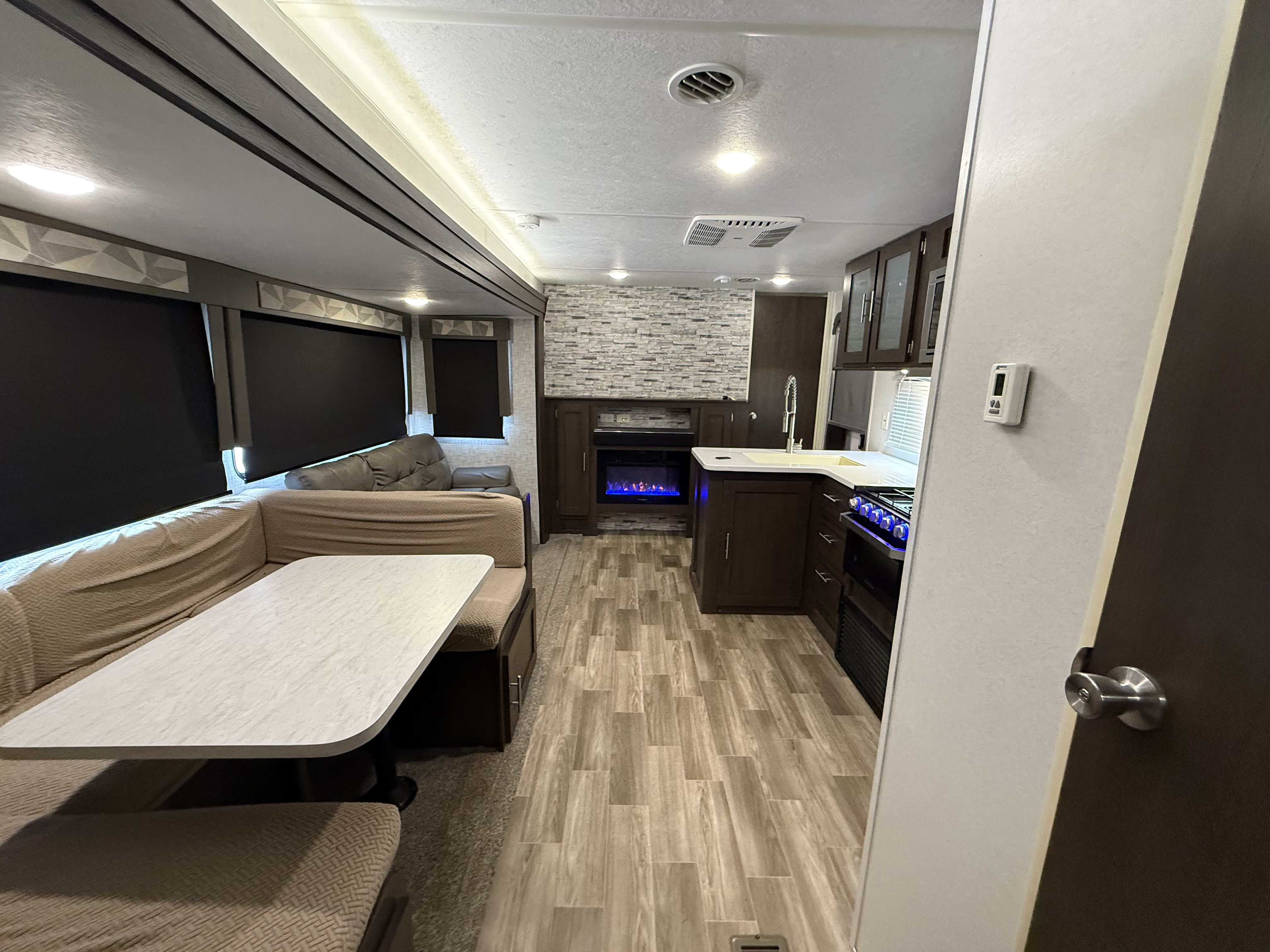 2019 Forest River Wildwood 31KQBTS - Image 20