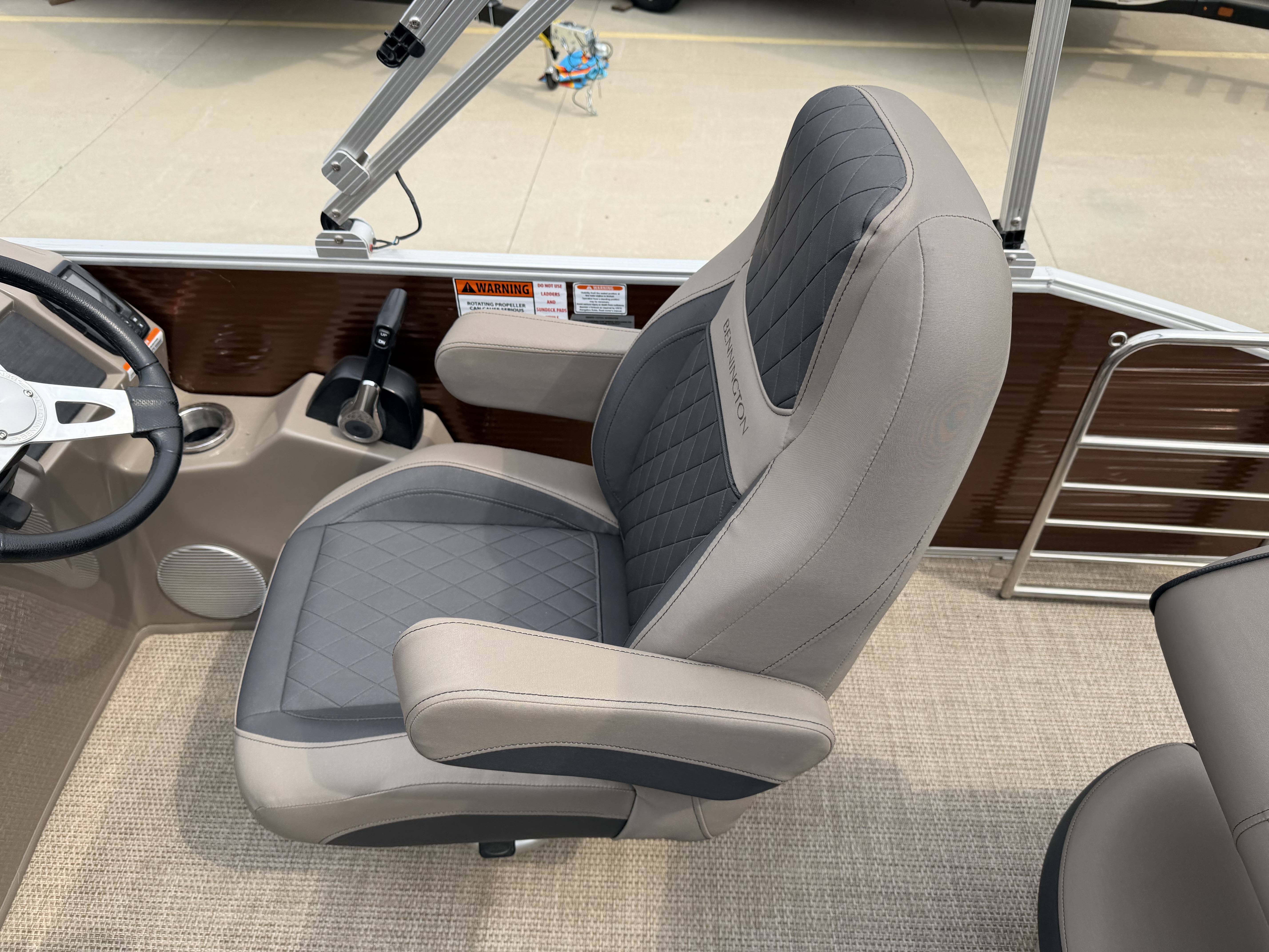 2020 BENNINGTON 22SX SWING BACK PREMIUM - Image 18