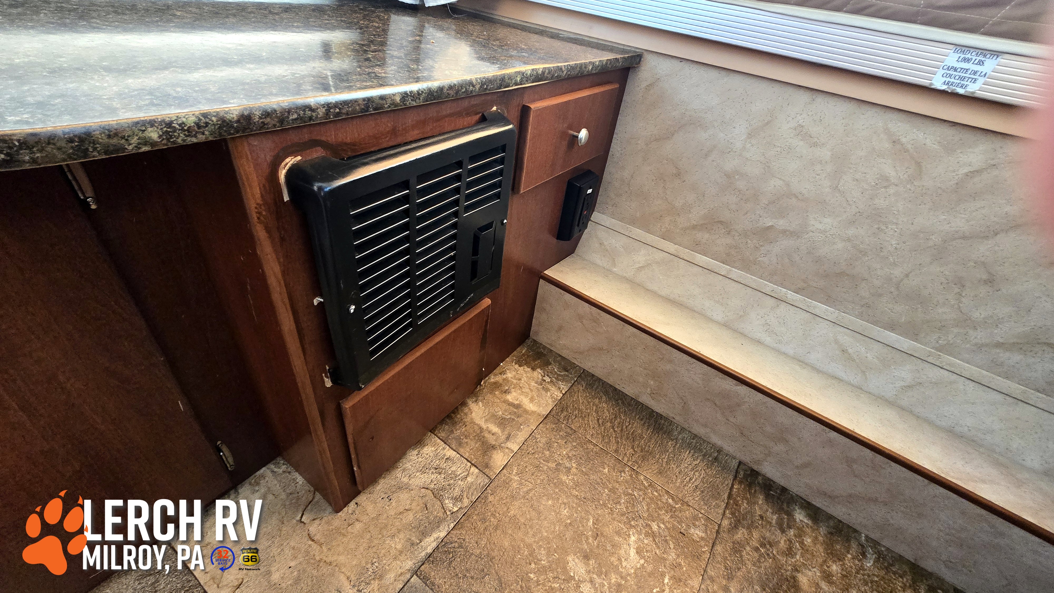 2016 Coachmen Clipper Sport 106 - Image 10