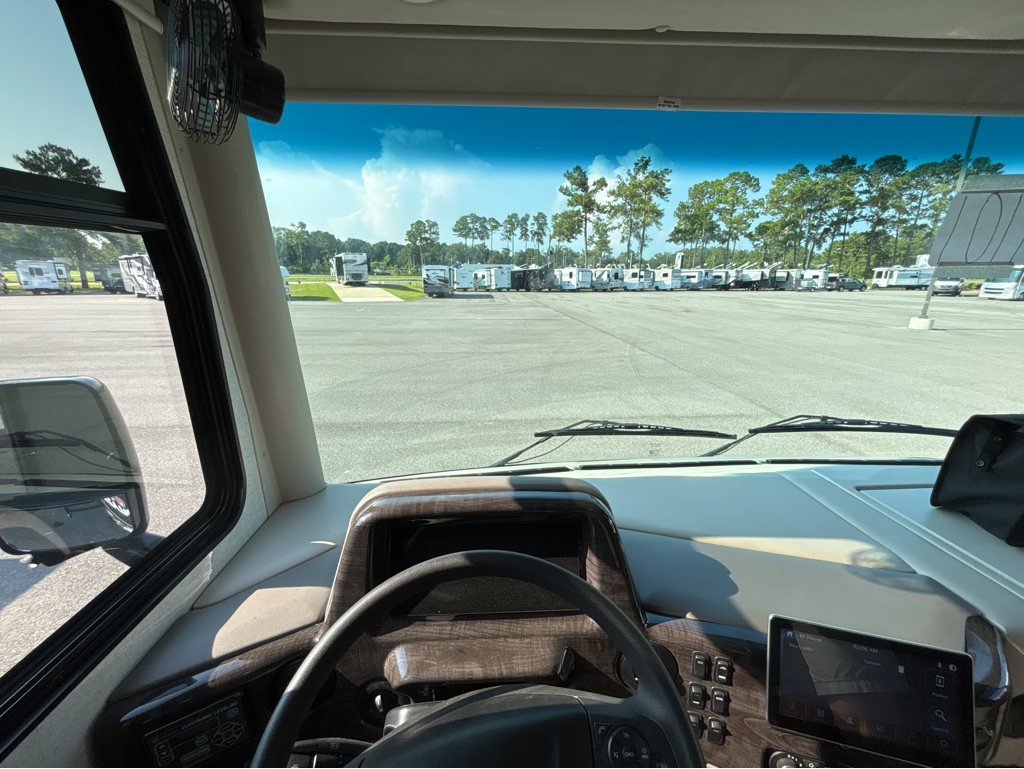 2026 THOR MOTOR COACH PALAZZO 33.6 - Image 27