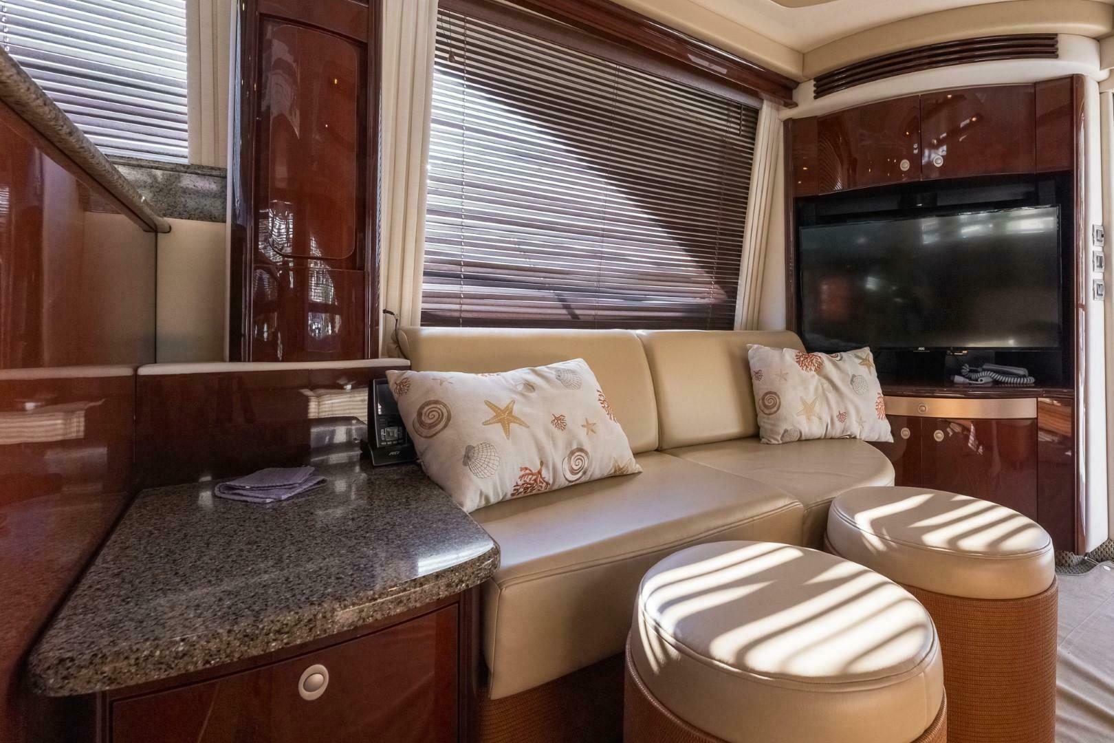 2008 Sea Ray 58 Sedan Bridge - Image 23
