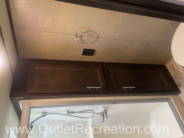 2017 Forest River XLR Thunderbolt 422AMP - Image 15