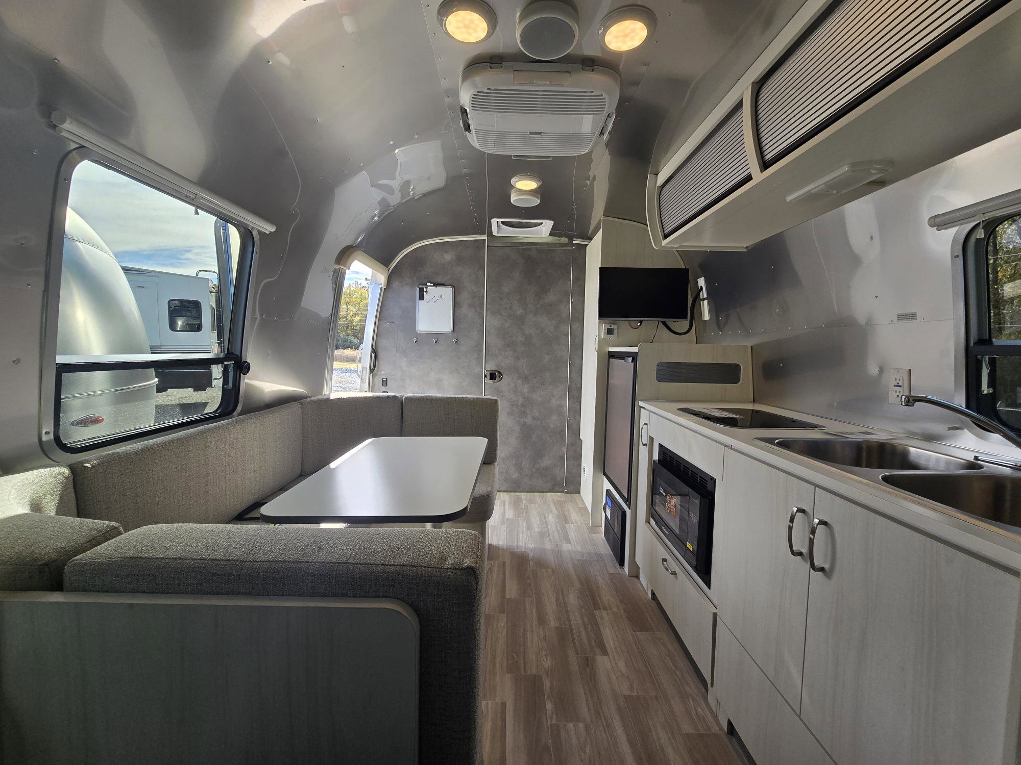 2026 AIRSTREAM BAMBI 22FB - Image 26