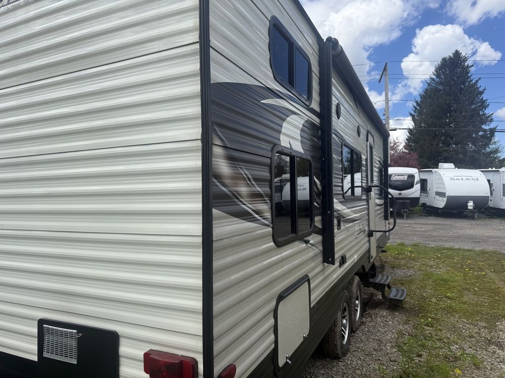 2018 Avenger 26BH - Image 4