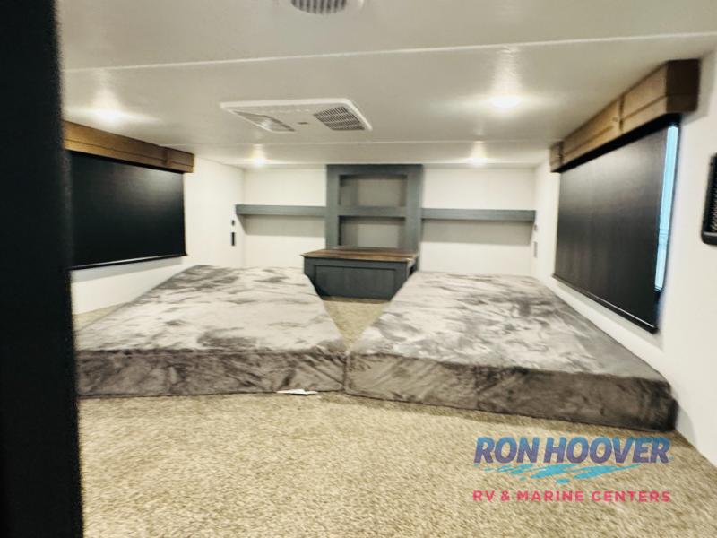 2026 PALOMINO 402LFT - Image 34