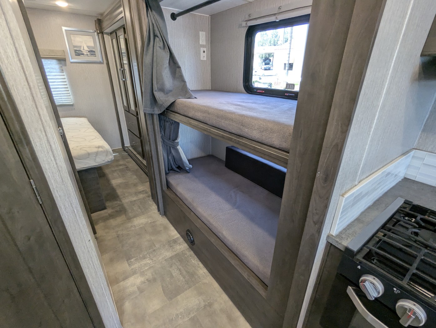 2023 Coachmen Pursuit 31BH - Image 18