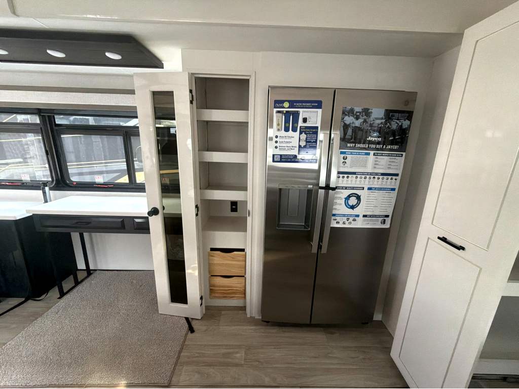 2027 JAYCO PINNACLE 38FBRK - Image 36