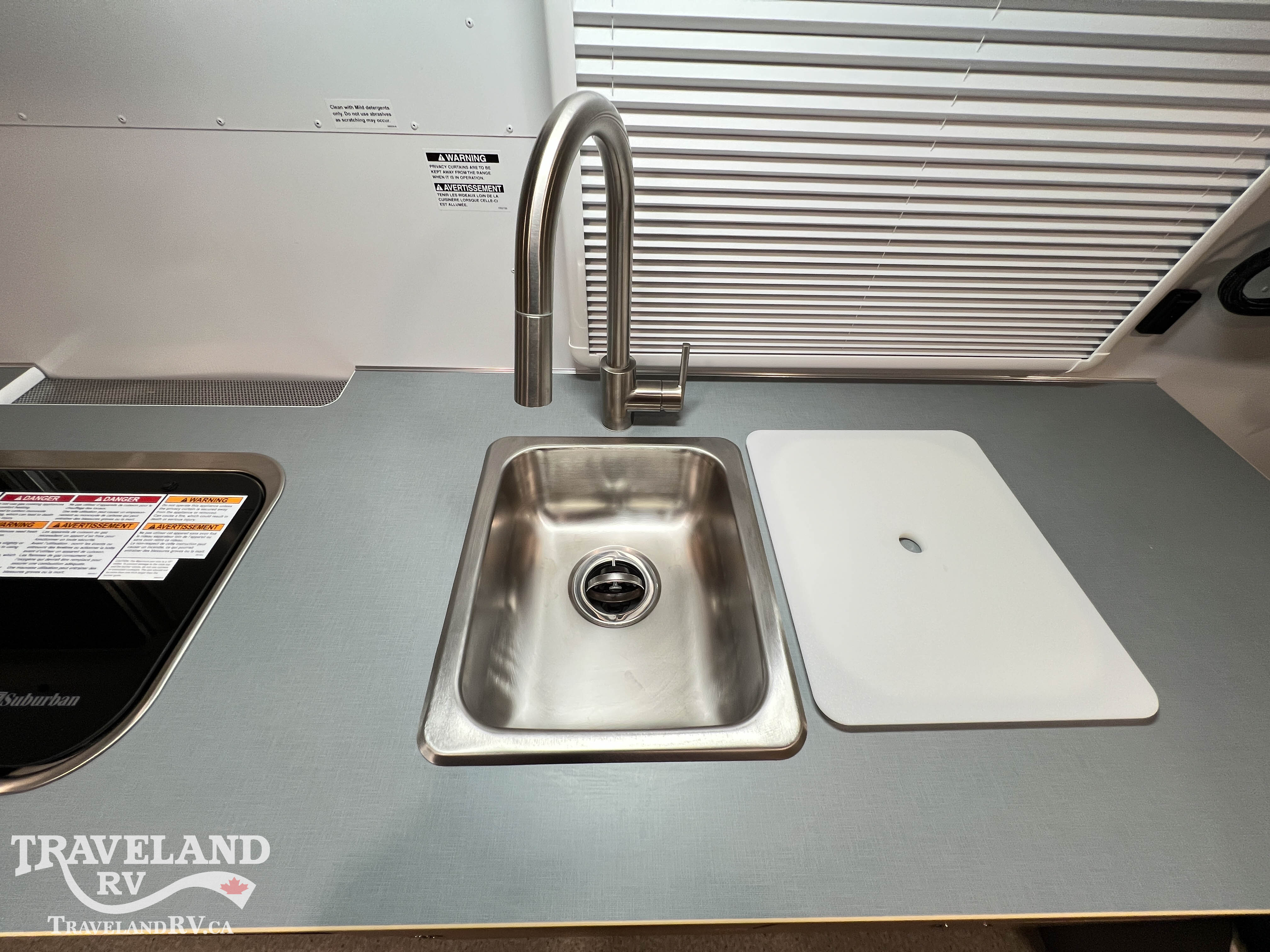 2026 AIRSTREAM 22RB WORLD TRAVELER - Image 14
