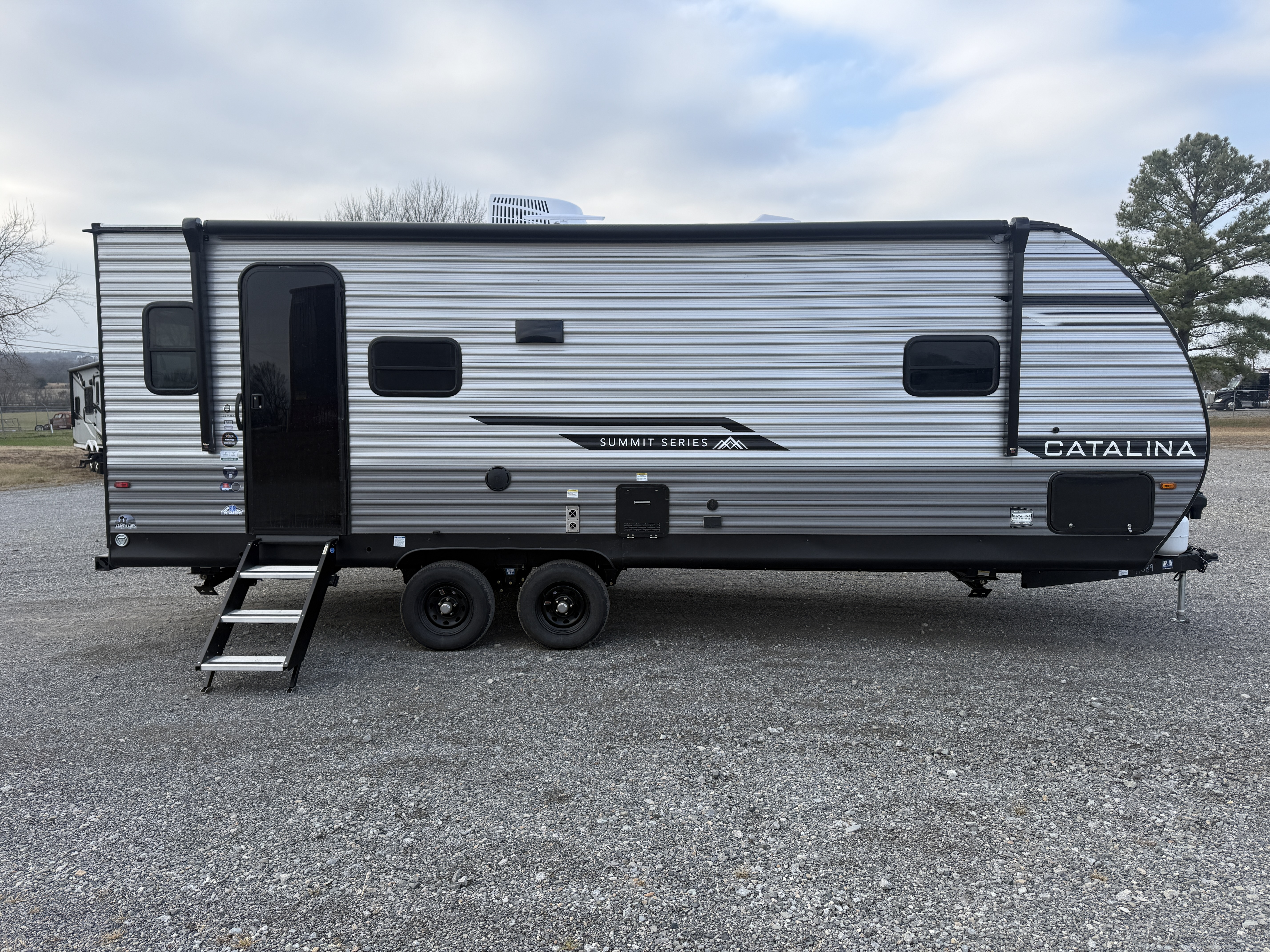 2026 Coachmen Catalina Summit Series 8 231MKS - Image 7