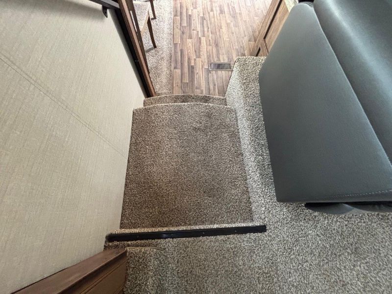 2017 Keystone Cougar 326RDS - Image 13