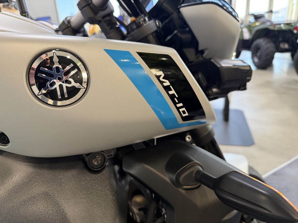 2026 Yamaha MT-10 - Image 3