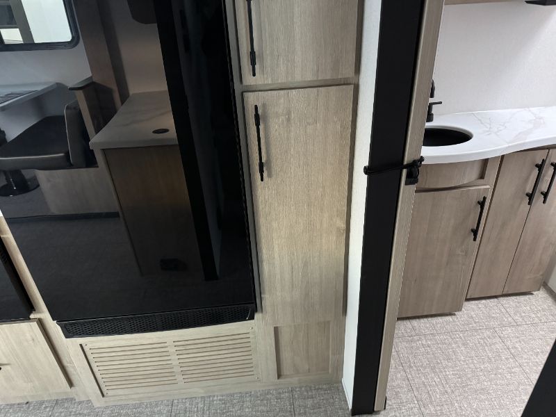 2025 Grand Design Imagine XLS 22BHE - Image 11