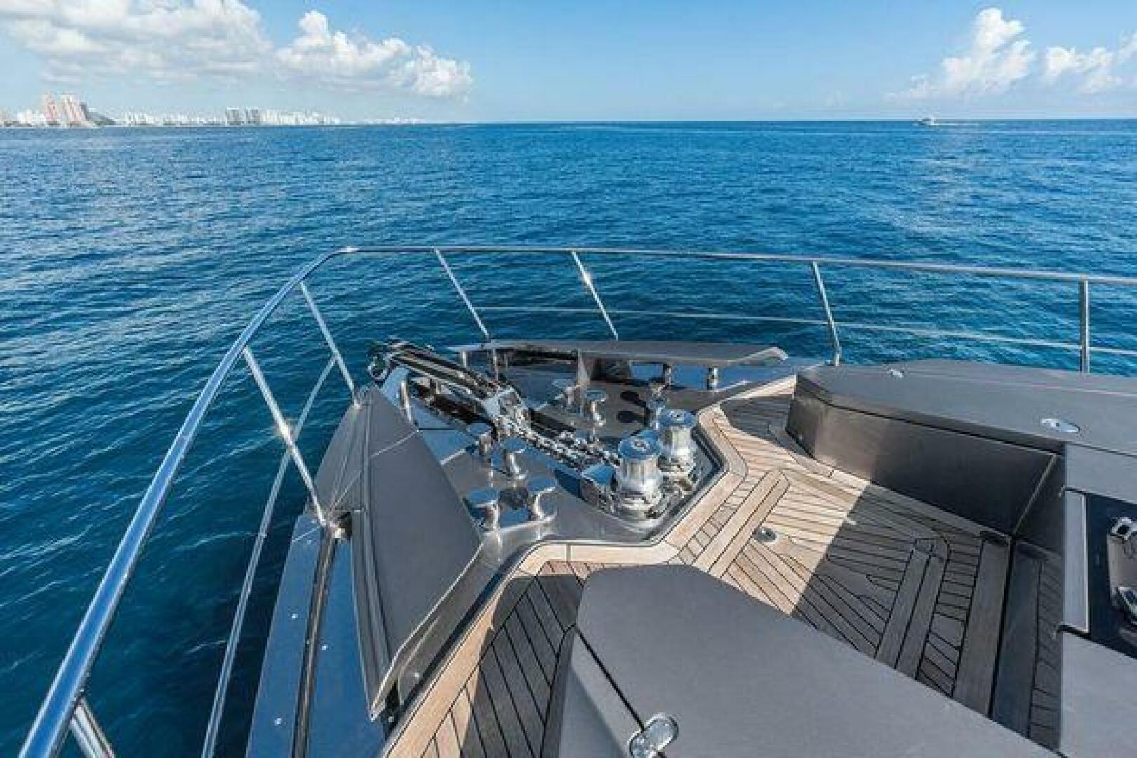 2019 Pershing - Image 13