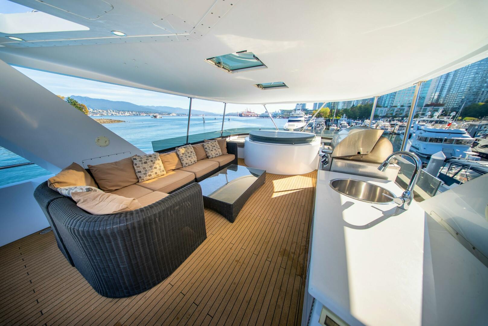 1992 Crescent Custom Yachts Custom - Image 41