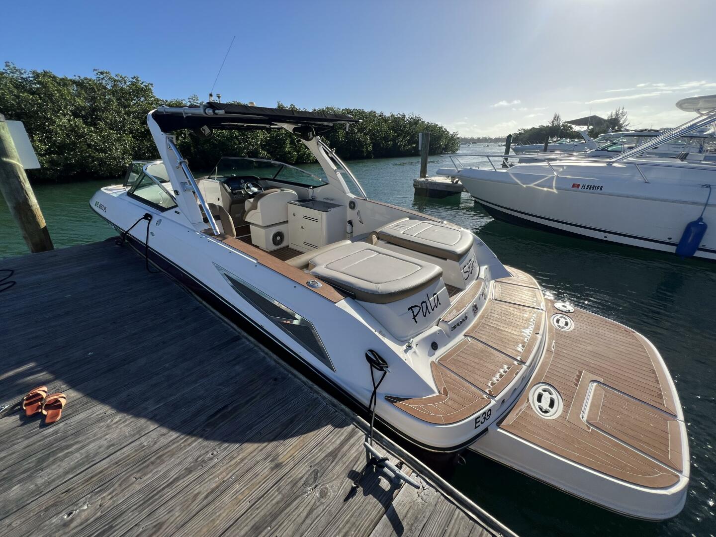 2012 Sea Ray 300 SLX - Image 1