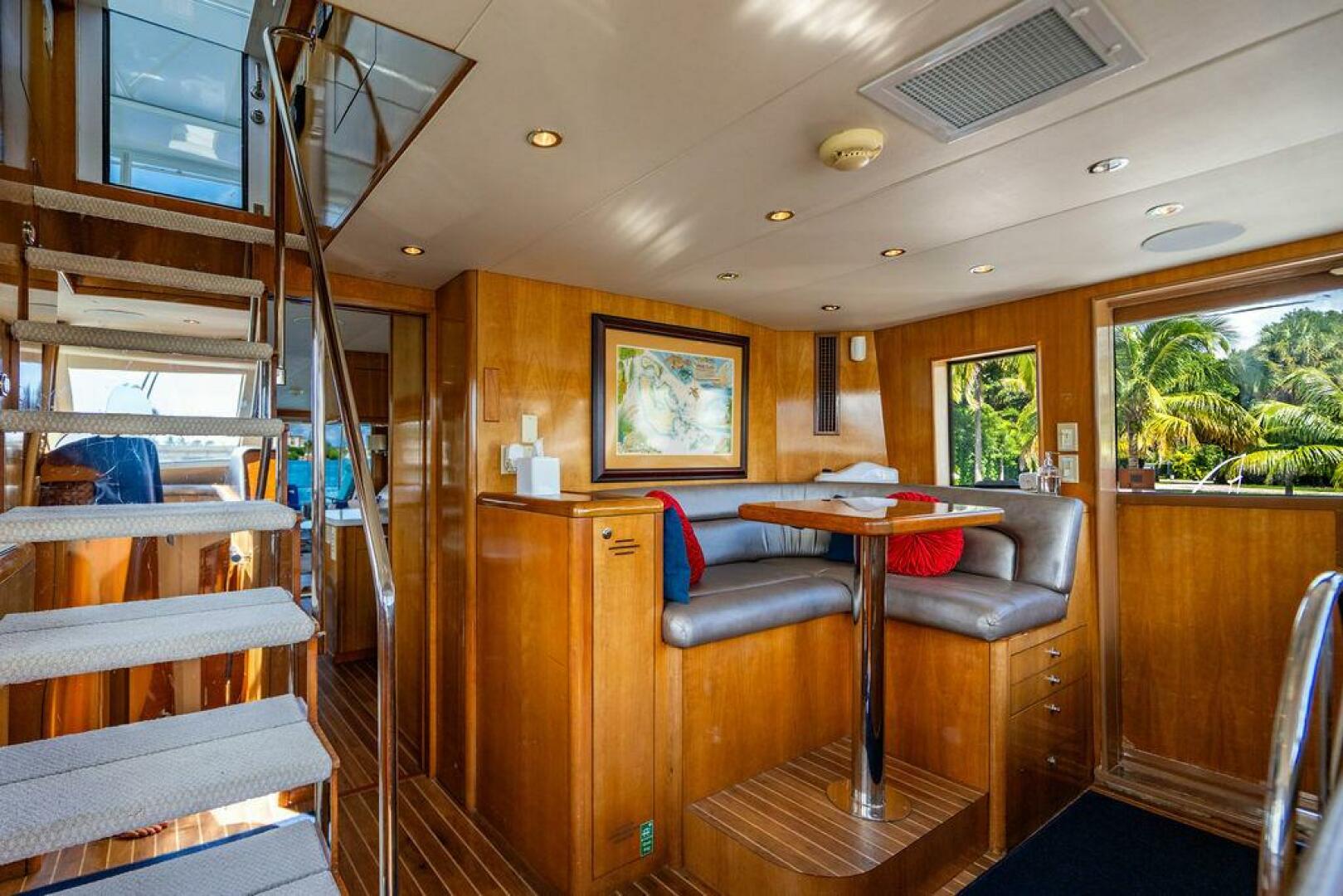 2003 Hatteras Cockpit MY - Image 9