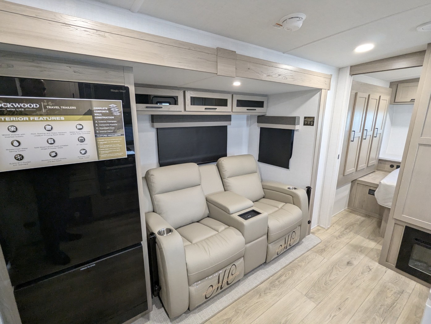 2026 Forest River Rockwood Mini Lite 2513S - Image 20