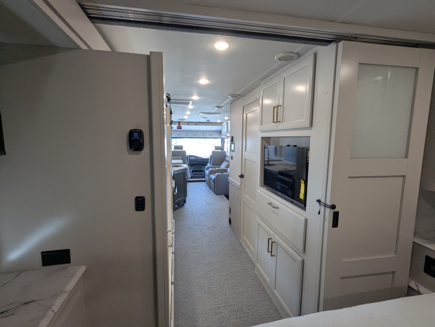 2026 Holiday Rambler Admiral 34J - Image 40