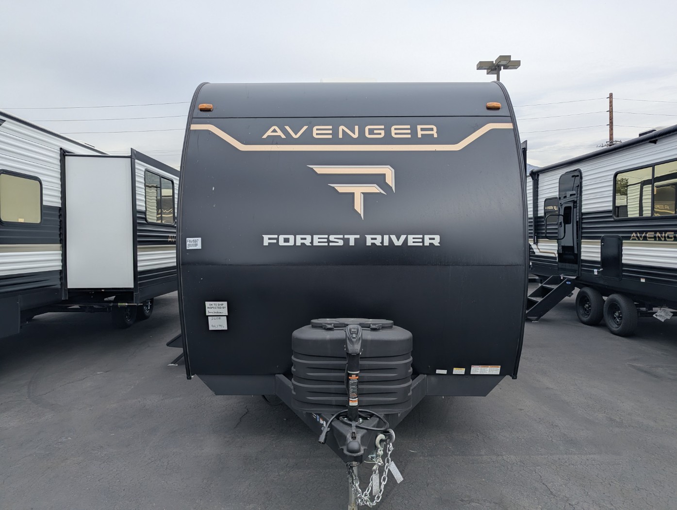 2027 Forest River Avenger 26DBS - Image 2
