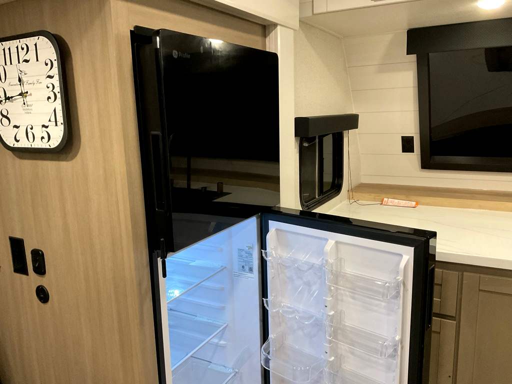 2026 JAYCO Eagle 265 FKDS HT - Image 11