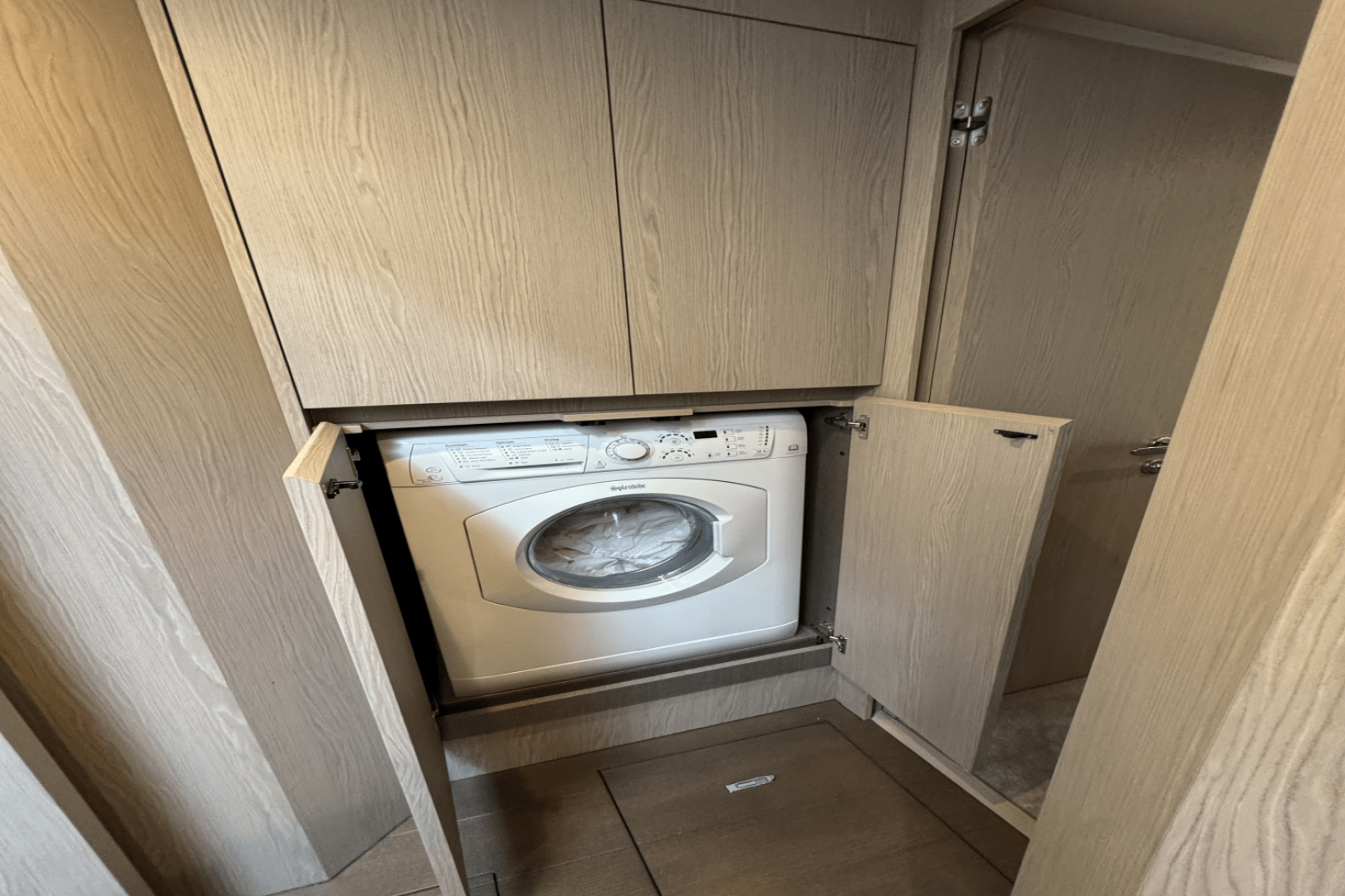 2023 Azimut Azimut 53 FLY Base - Image 25