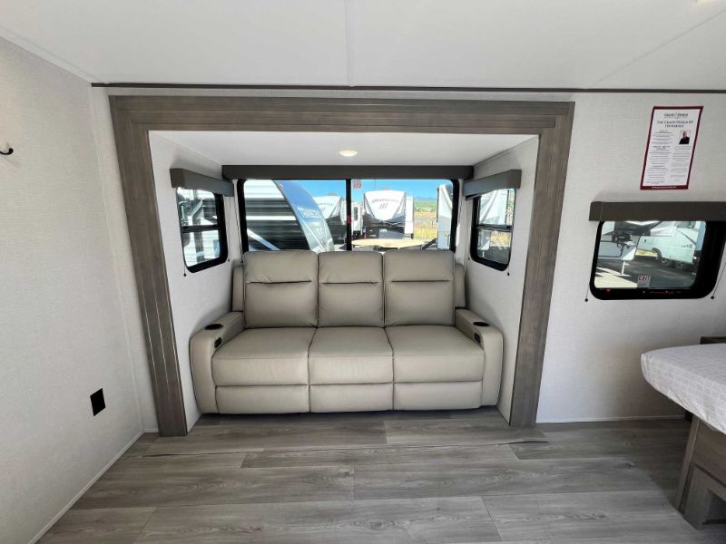2026 Grand Design Transcend XPLOR 20MKX - Image 20