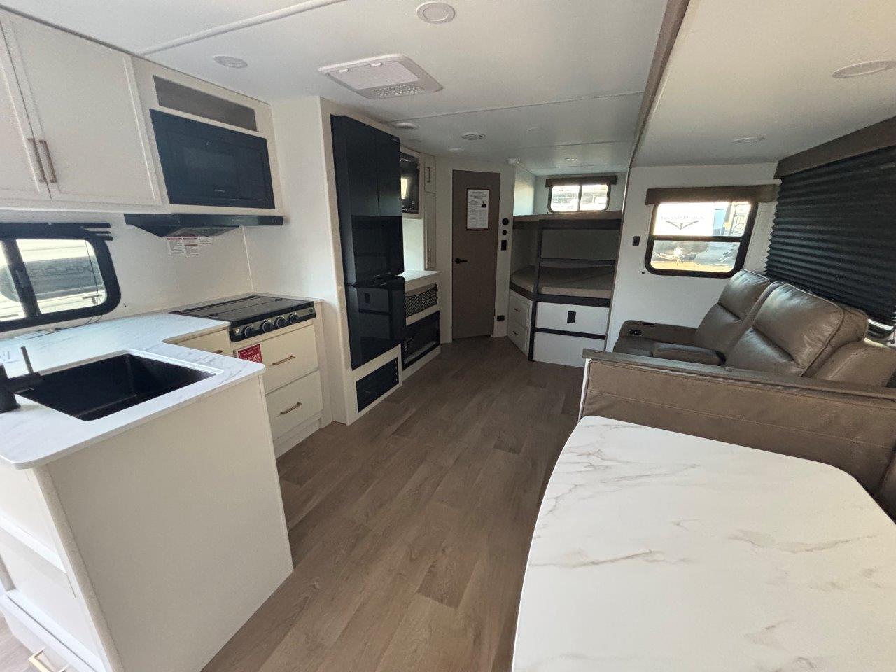 2027 Grand Design Transcend XPLOR 27DBX - Image 5