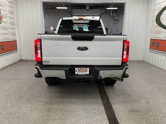 2025 Ford F-250 Super Duty XLT - Image 9