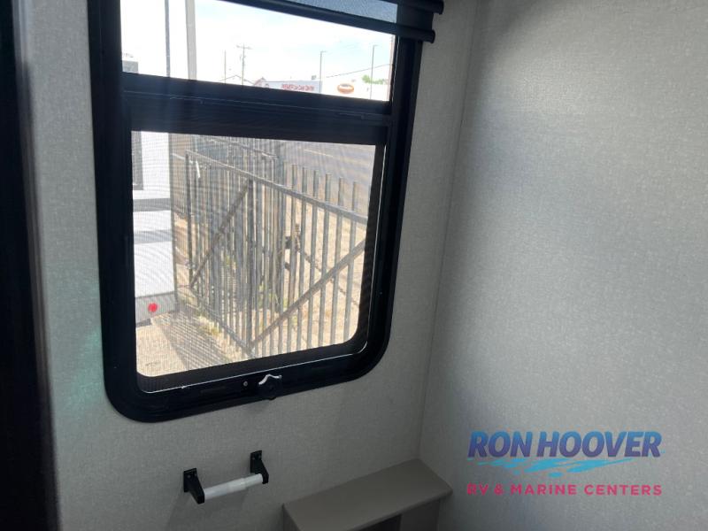 2026 JAYCO NORTHPOINT 395DSDB - Image 27