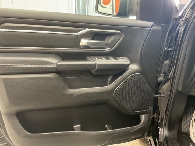 2025 Ram 1500 Big Horn 4x4 Crew Cab 5'7" Box - Image 14