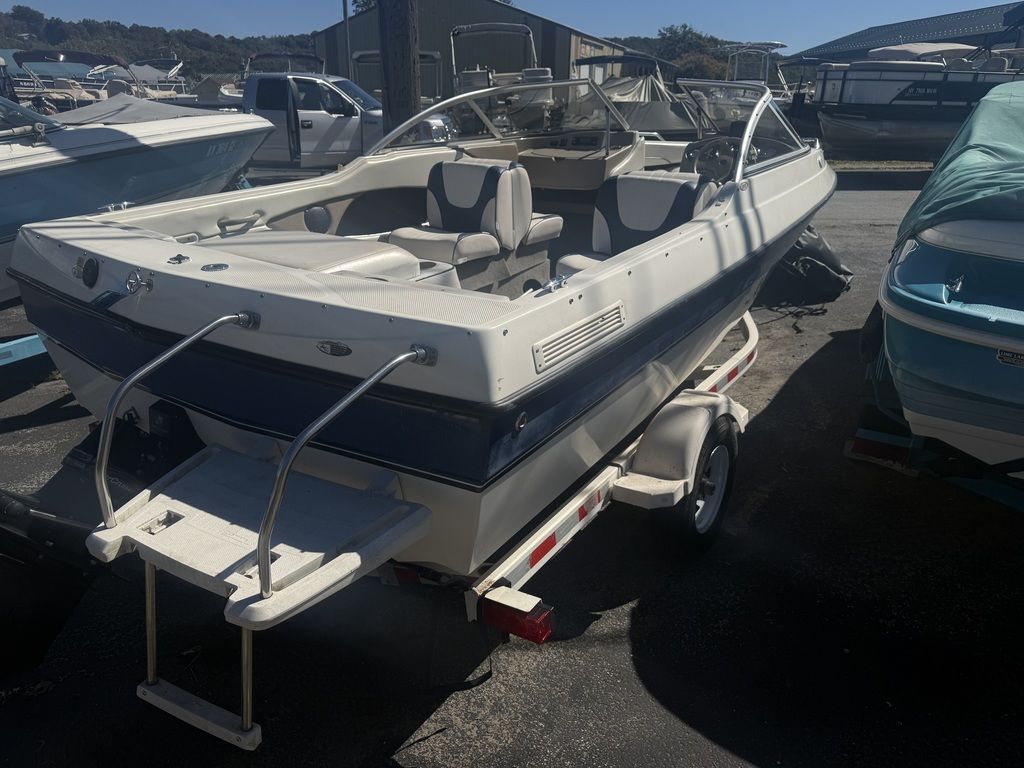 2005 Bayliner 195 - Image 3