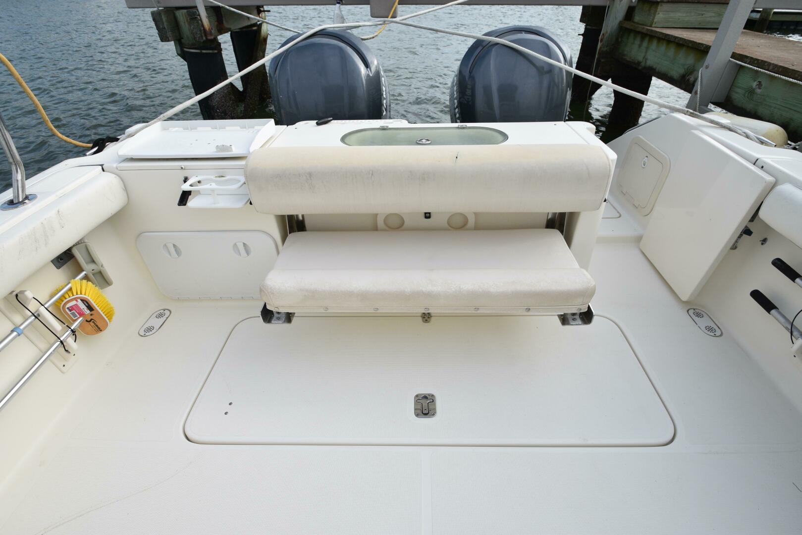 2005 Pursuit 3070 Offshore Express - Image 6