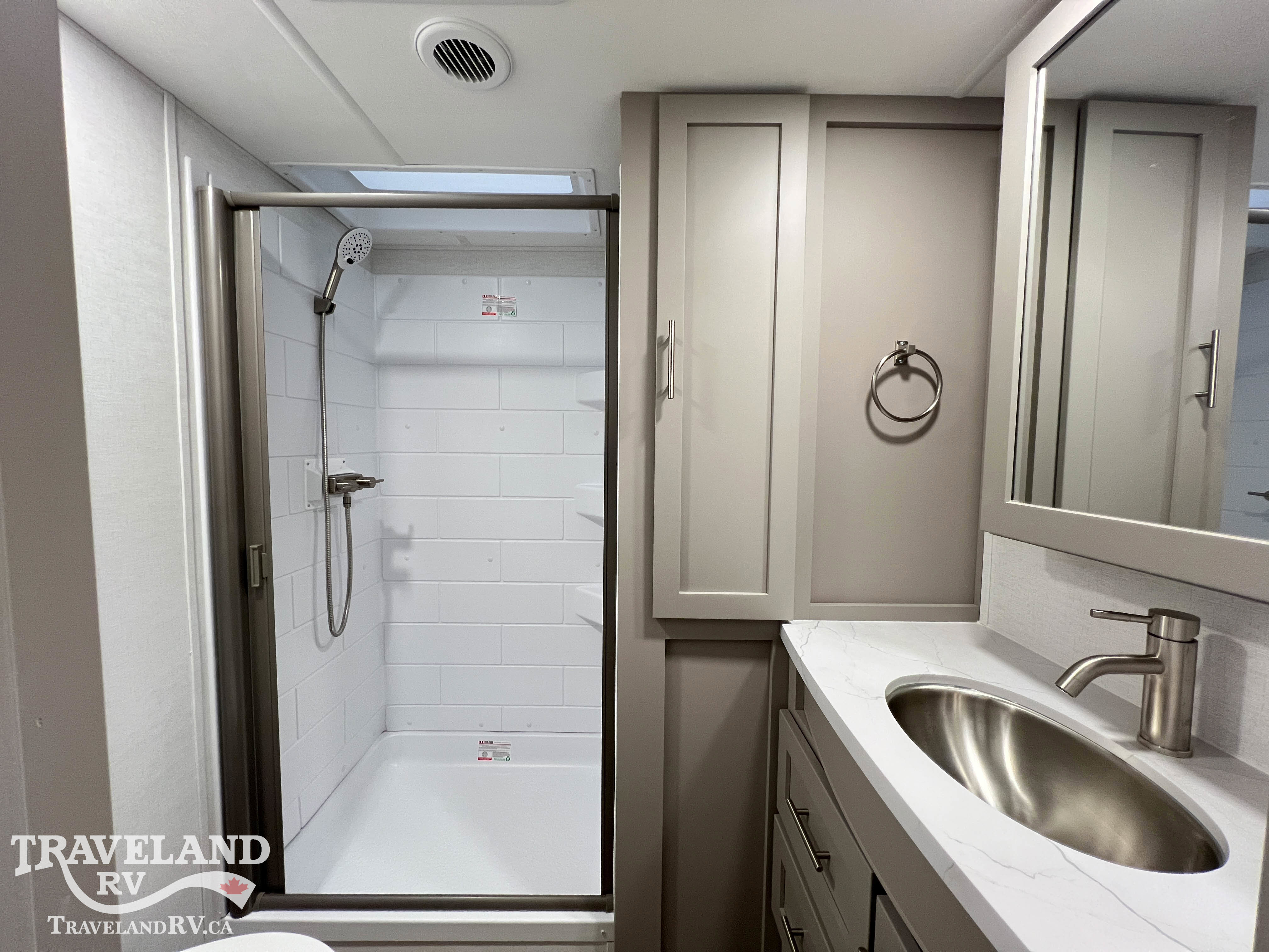 2026 Alliance RV AVENUE 25RL - Image 25
