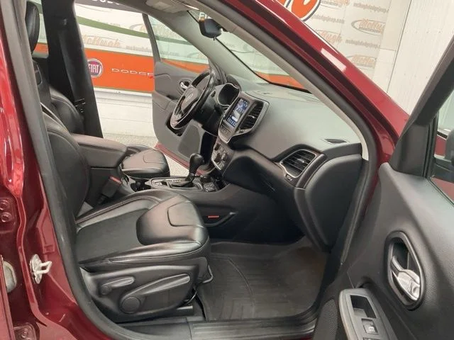 2021 Jeep Cherokee Utility 4D Trailhawk 4WD V6 - Image 25