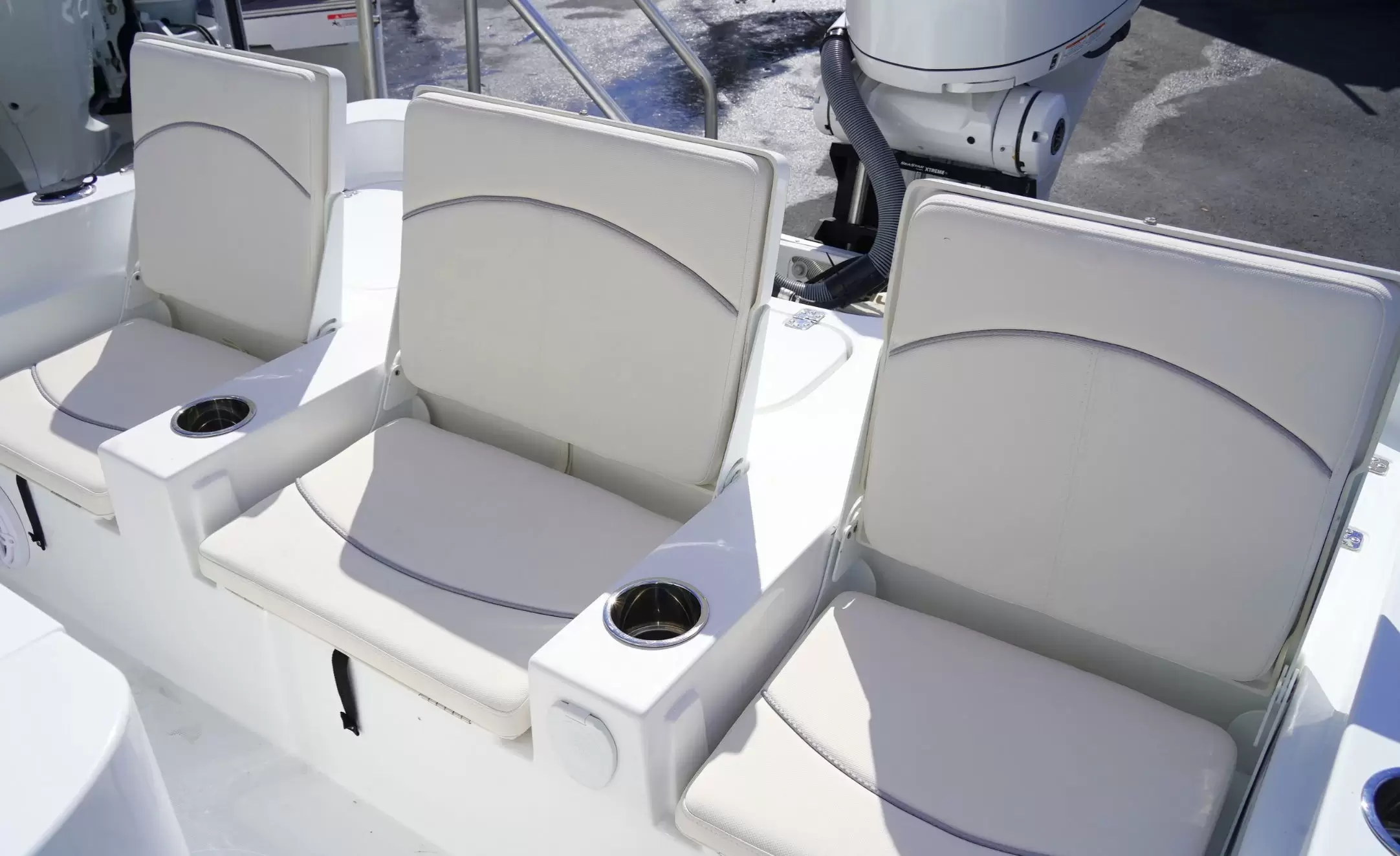 2026 SEA HUNT BX 25 FS - Image 8