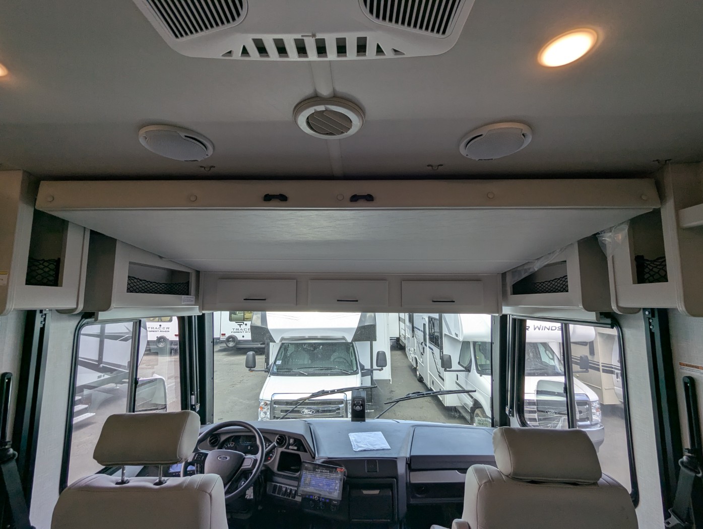 2026 Fleetwood Fortis 34MB - Image 9