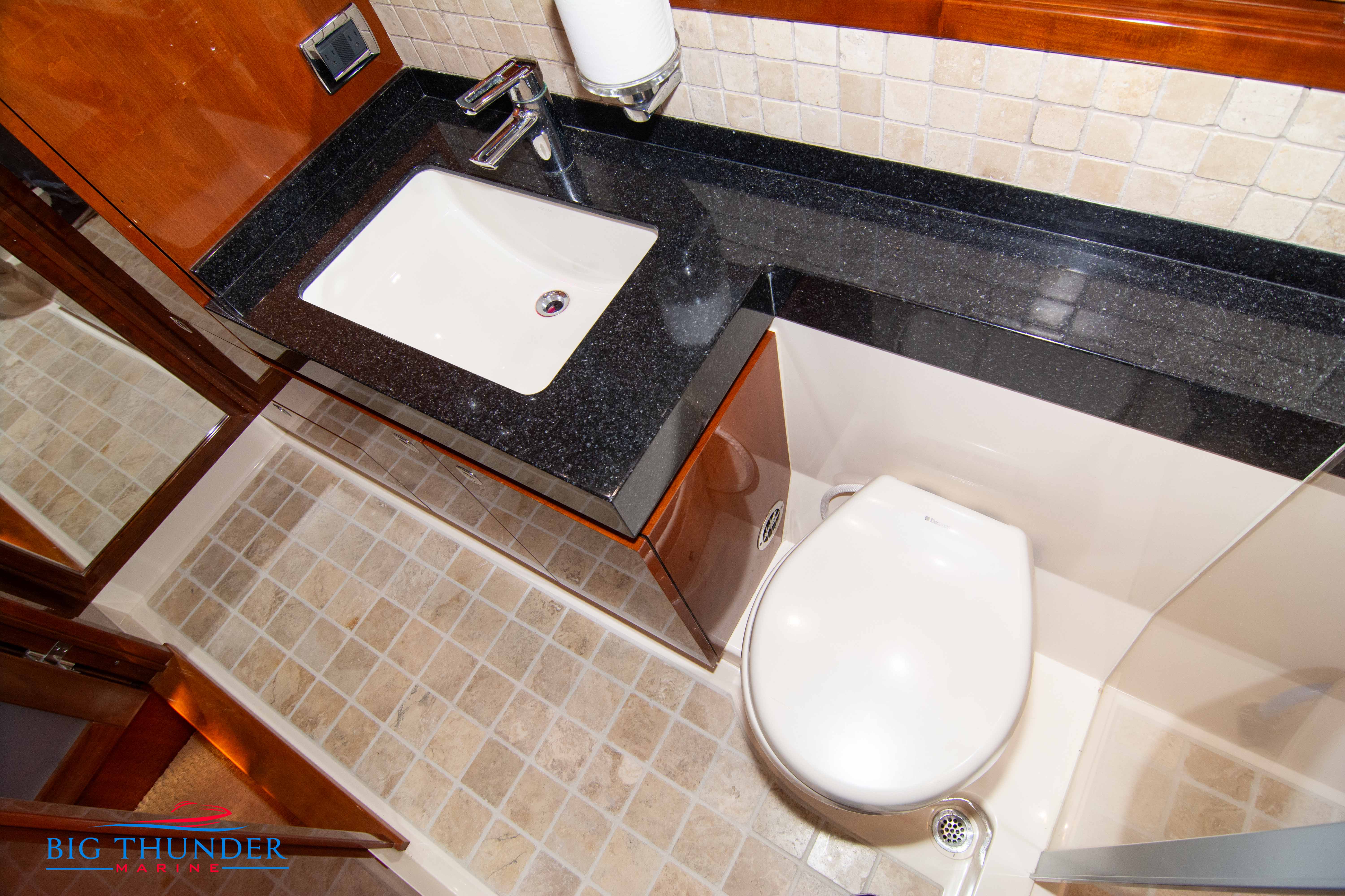 2010 Sea Ray Sundancer 540 - Image 84