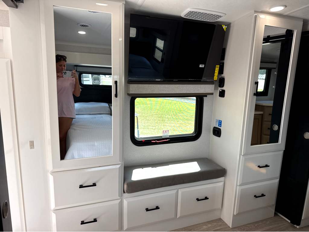2027 JAYCO PINNACLE 39FLOK - Image 27