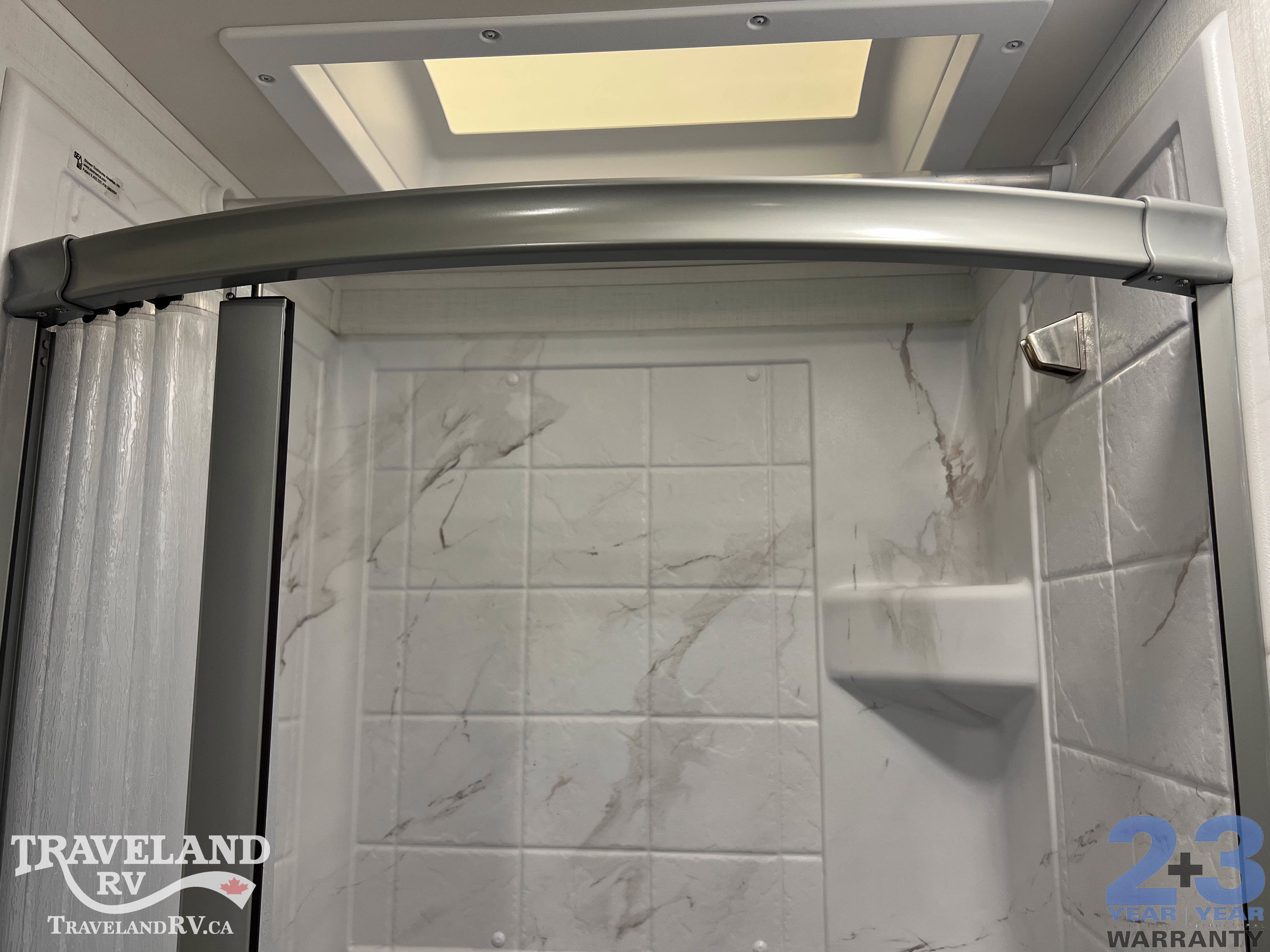 2026 Jayco Melbourne 24L - Image 17