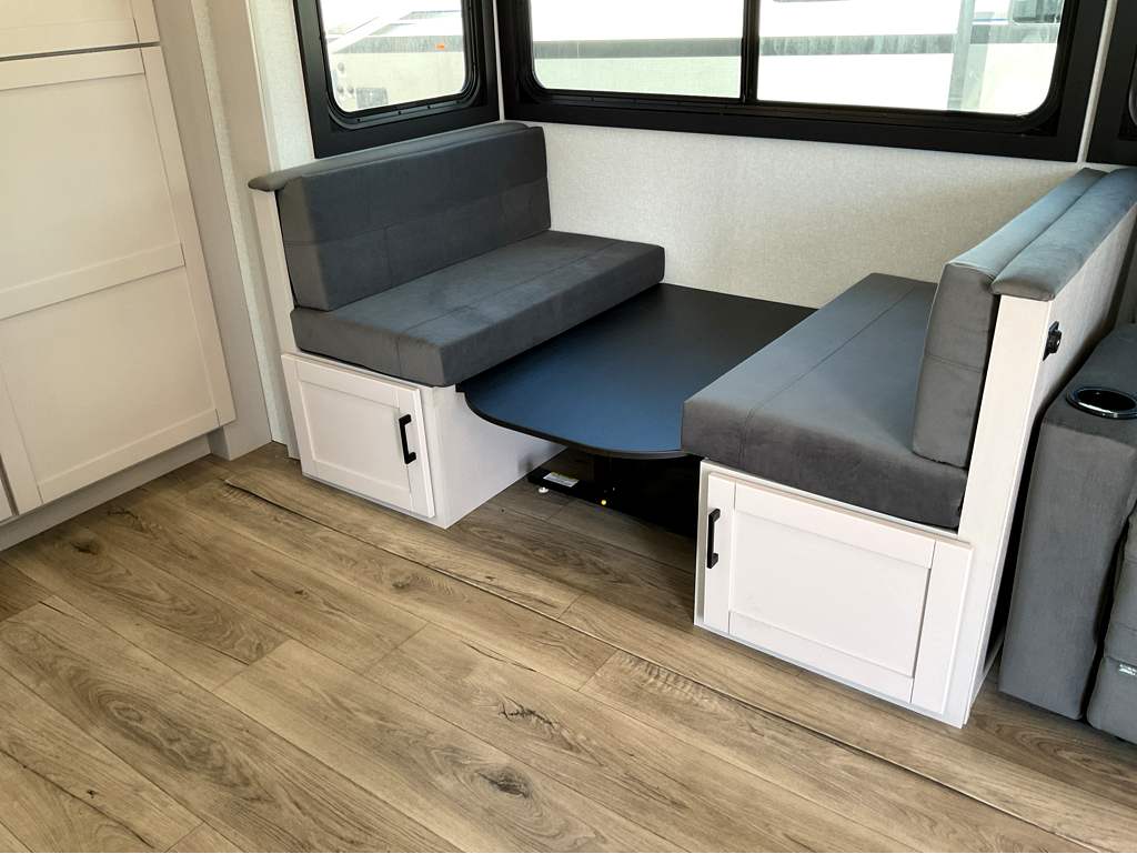 2026 JAYCO Jay Feather 30RKB - Image 20