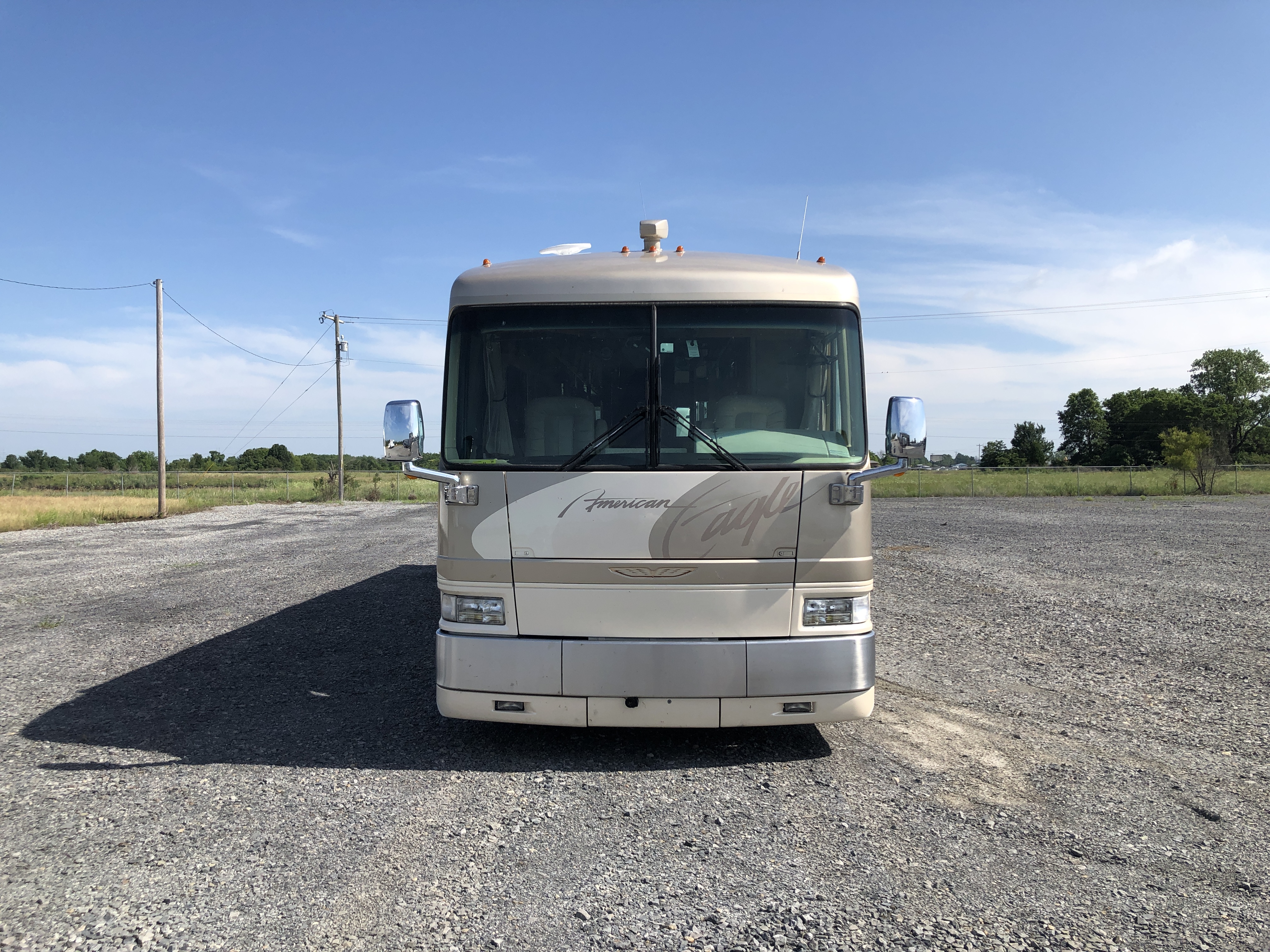 1999 Fleetwood American Eagle 40EVS - Image 2