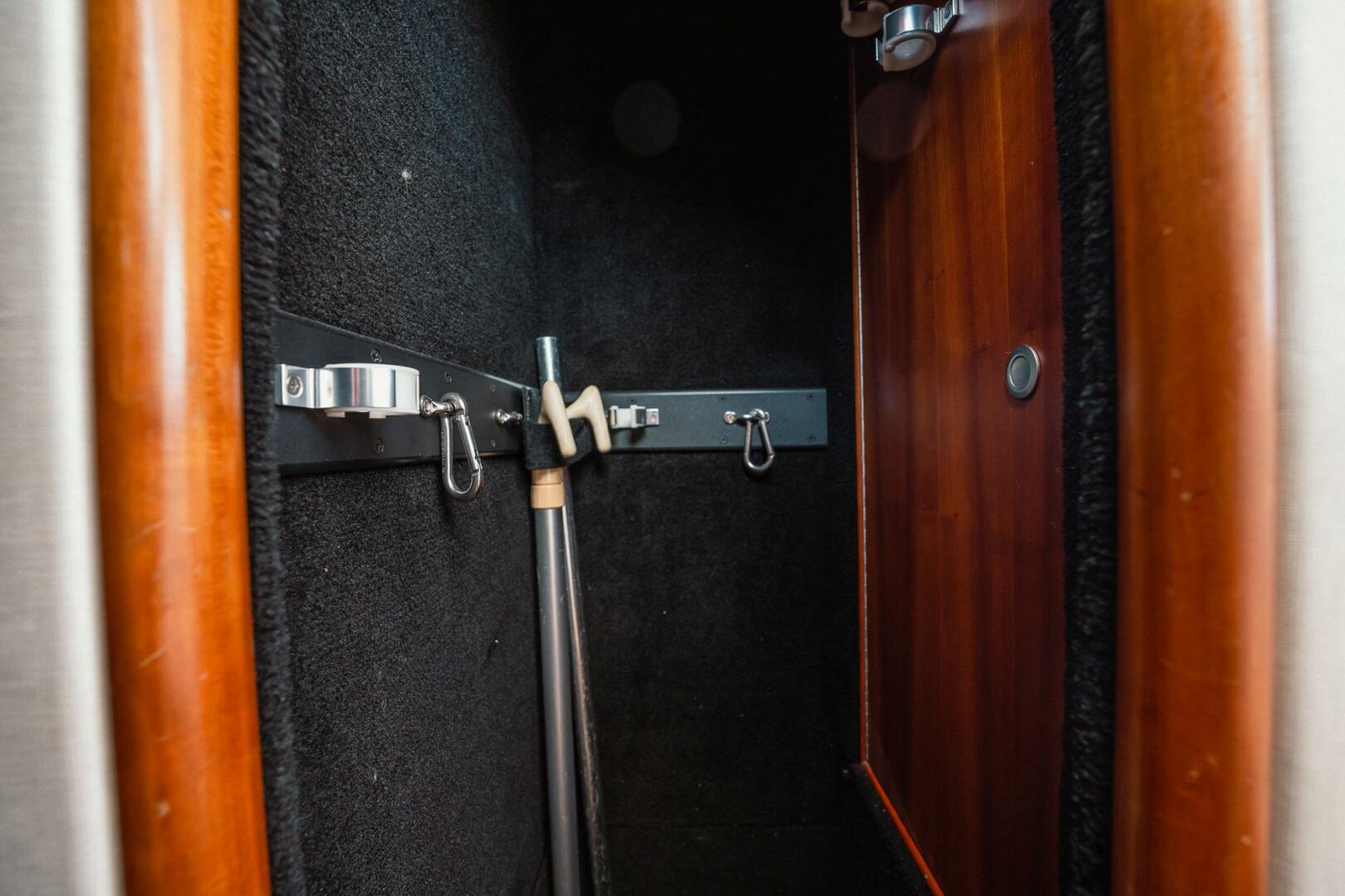 2012 Winter Custom Yachts 38 Express - Image 16