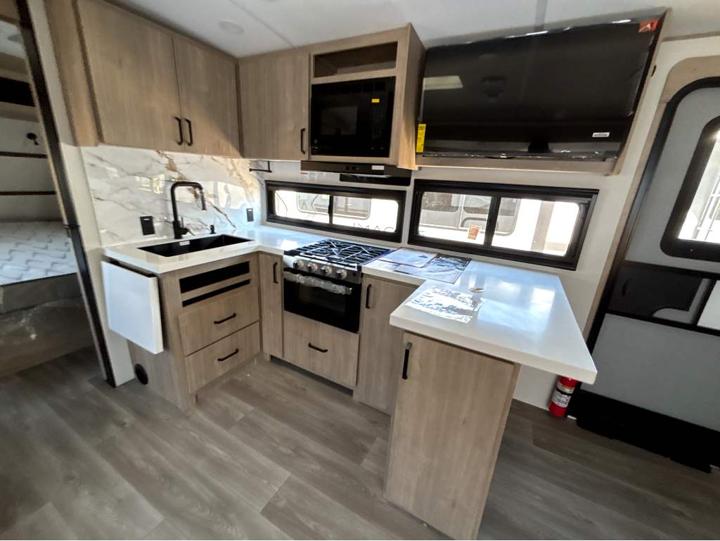 2026 GRAND DESIGN IMAGINE 2810BH - Image 9