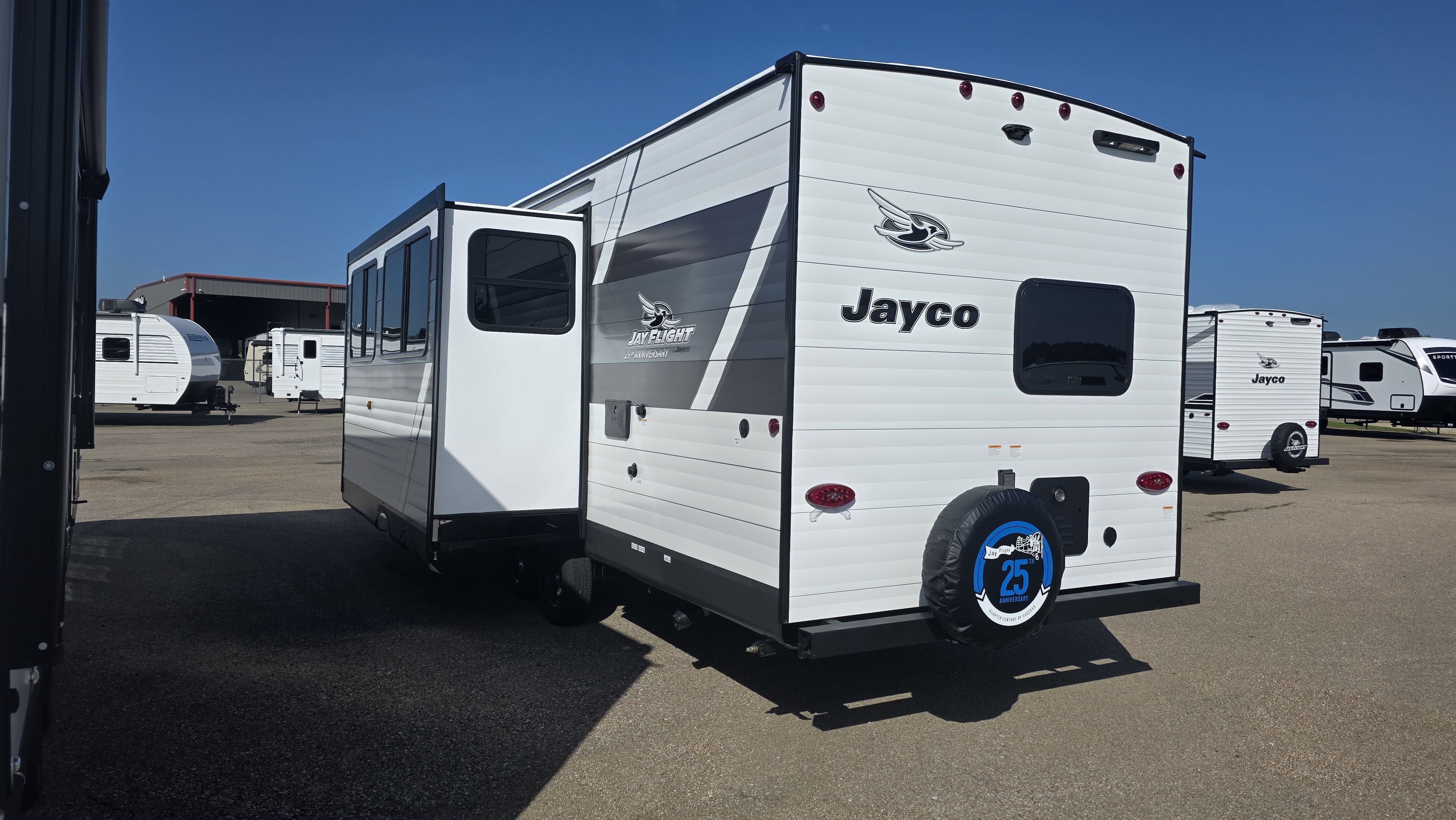 2027 JAYCO JAY FLIGHT 263BHS - Image 3