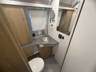 2026 AIRSTREAM TRADE WIND 25FBT - Image 24