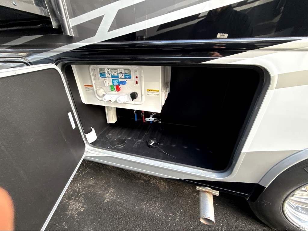2026 ENTEGRA COACH VISION XL 34G - Image 6
