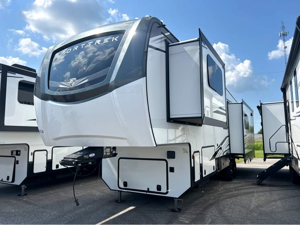2026 VENTURE RV SPORTTREK 353VRK - Image 2